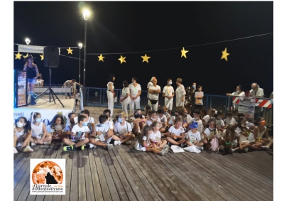 Montesilvano/Notte di San Lorenzo.“70 tra bambini e ragazzi invadono il lungomare"