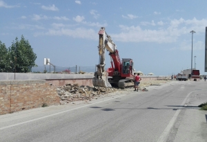 Giulianova/Porto. Iniziati stamani i lavori per la sistemazione dell'ingresso nord.
