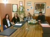 gli incubatori del tavolo