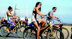 Montesilvano. Lungomare chiuso la domenica.“Pasquetta su due ruote”