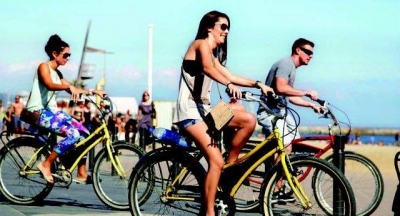 Montesilvano. Lungomare chiuso la domenica.“Pasquetta su due ruote”
