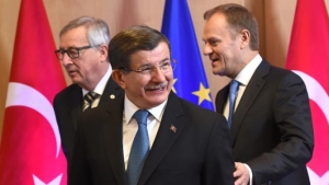 Migranti, vertice Ue-Turchia: Ankara chiede più fondi e aiuti