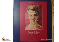 “Spegni la luce” il pescarese Silvio Madonna scrive un romanzo sull'omosessualità.