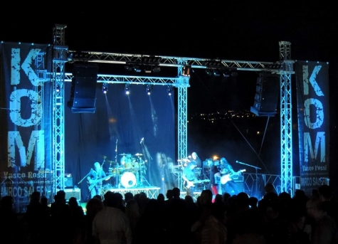 Kom a Chieti scalo, Grazie Vasco Tour