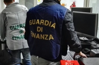 Collecorvino. Scoperta sala scommesse illegale.