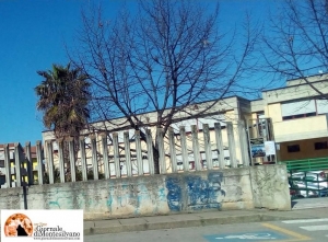 Scuola Silone foto di repertorio