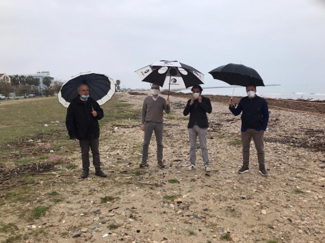  Sindaco Costantini con gli Assessori Di Carlo e Di Candido e con il rappresentante del balneatori Albani.