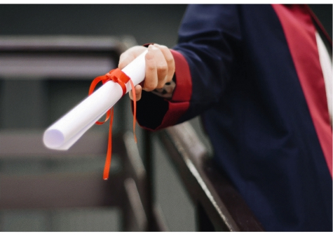 Laurea telematica discussa in sala Consiliare di Fossacesia.