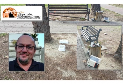 il parco questa mattina,era stato pulito ieri da Formula ambiente