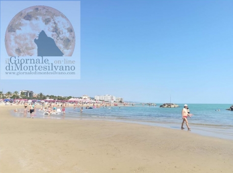 Montesilvano/Commercio abusivo, ancora sequestri sulle spiagge