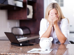 Reddito d'inclusione, approvato. Per famiglie Isee sotto i 3mila euro all'anno