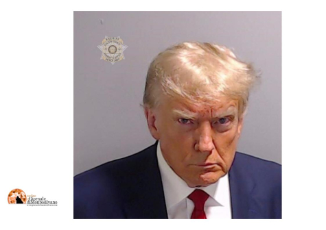 Trump arrestato. Cauzione di 200mila dollari e divieto di usare i social media