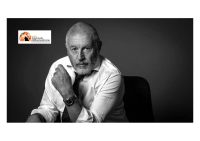 Antonio Catania inaugura la stagione teatrale dell'Auditorium Zambra con "Azzurro" l'omaggio a Maltese