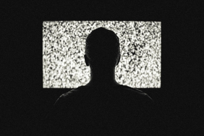 Generazioni di Zombies. Il rimedio? La rivoluzione delle piccole cose