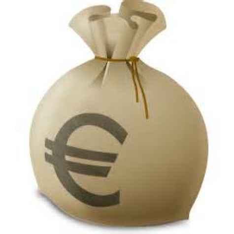 Pensionato suicida, per la banca ipotesi reato di truffa