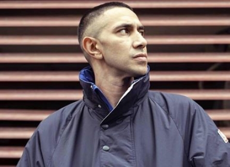 Pescara, Amir Issaa presenta libro "Vivo per questo"