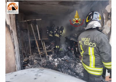 Spoltore scoppia incendio in un'abitazione in via Iseo.