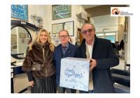 76 anni di barbe e capelli: Manoppello festeggia il “barbiere con la cravatta” Adelmo Di Pentima