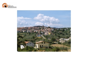 Cupello/delibera contro critiche cittadine 'eccessive' su Fb. Pd Abruzzo: "Va ritirata"