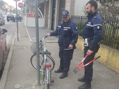 Montesilvano, rimosse bici abbandonate sul territorio