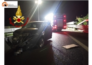 Pescara, incidente nella notte sull'asse attrezzato altezza ex cementificio