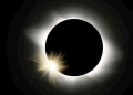 Eclissi. Oggi il sole nero, visibile solo da USA.