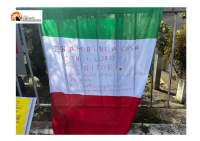 Fiaccolata e sostegno.