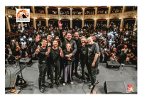 Ninè Ingiulla porta la poesia di De Andrè sul palco di Estatica