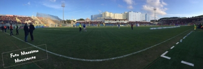 Il campo prima della partita