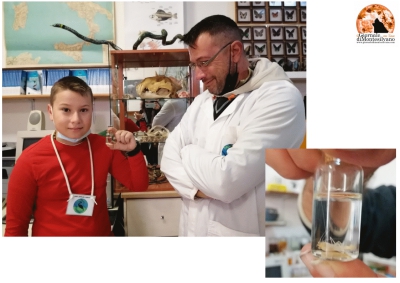 Luca e Gianluca Milillo mostrano la scoperta nel fiume Fino