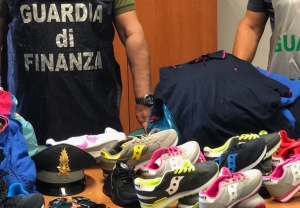 Contraffazione a San Valentino in Abruzzo Citeriore, 1000 articoli sequestrati