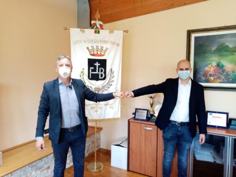 San Giovanni teatino, tornello in Comune.