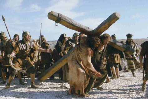 Chieti: “Via Crucis dei Lavoratori”. La stazione della Passione affidata alla chiesa ortodossa.