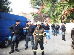 Momento dello sgombero di questa mattina