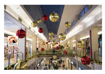 Natale 2025: Consumi a due velocità, tra tenuta della spesa complessiva e prudenza delle famiglie